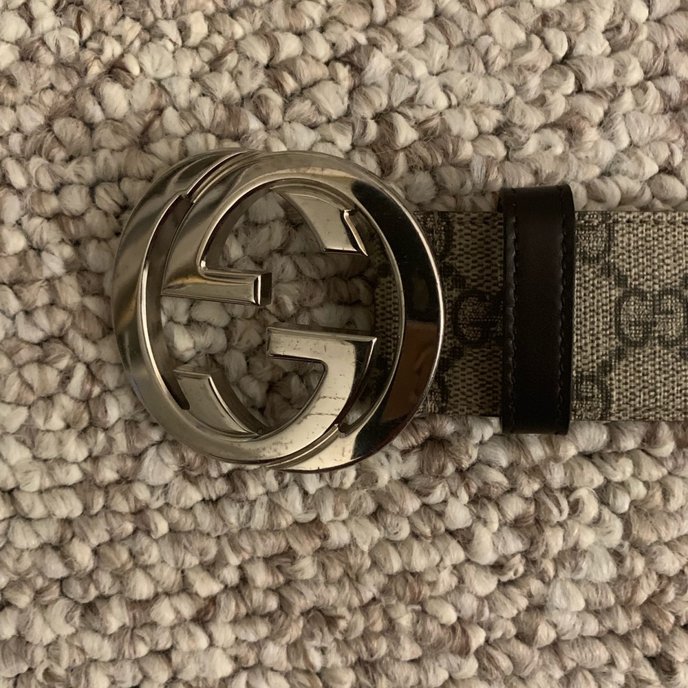 Men’s Gucci belt